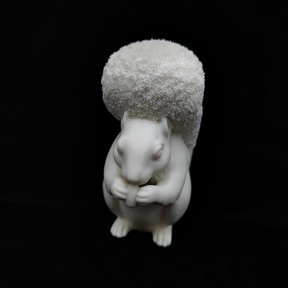 Dept 56 Easter 2001 Large White Squirrel Figurine Acorn Snowbunnies Porcelain